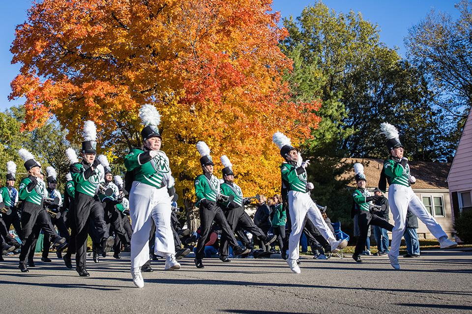 Northwest announces Homecoming parade road, lot closures